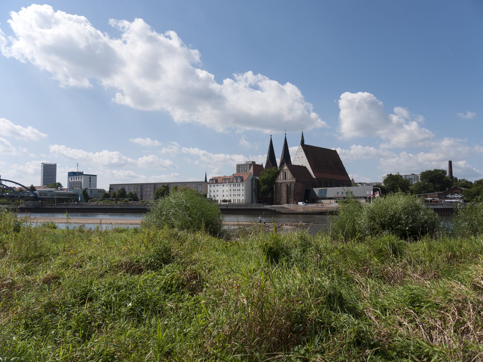 Frankfurt-Blick auf Kirchtuerme